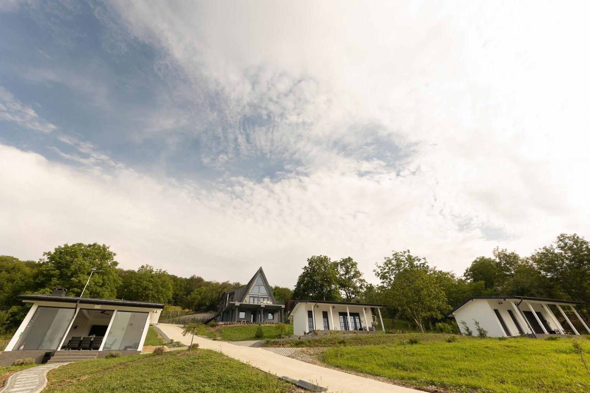 Railand Villa Ciuta Exterior photo